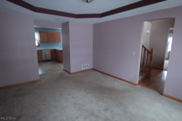5549 Everett Hull Road Fowler, OH 44418 - Photo 6 of 29 Gallery Image 6