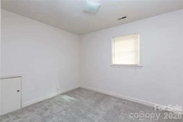 $215,000 | 611 Park Avenue, Roanoke Rapids, NC 27870