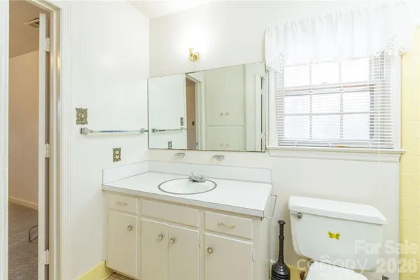 $215,000 | 611 Park Avenue, Roanoke Rapids, NC 27870