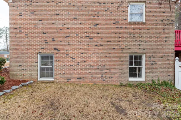 $215,000 | 611 Park Avenue, Roanoke Rapids, NC 27870