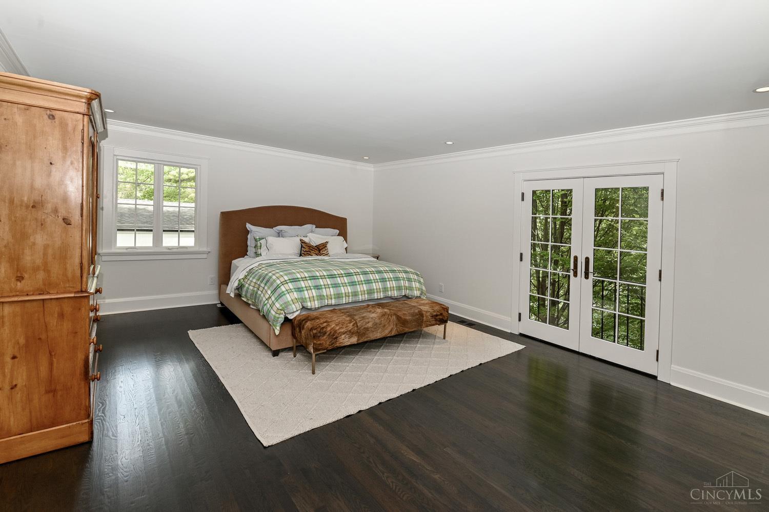 2469 Grandin Road Cincinnati, OH 45208 - Photo 29 of 74 Gallery Image 29