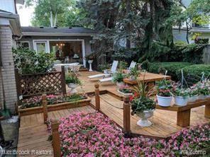 295 Cloverly Road Grosse Pointe Farms, MI 48236 - Photo 6 of 40