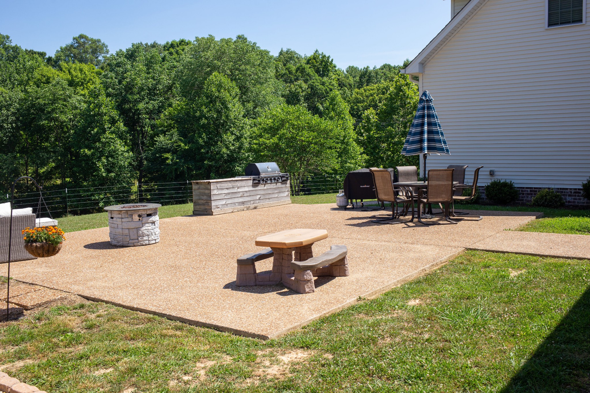 310 Freeland Road Portland, TN 37148 - Photo 11 of 31 a view of a backyard with sitting area