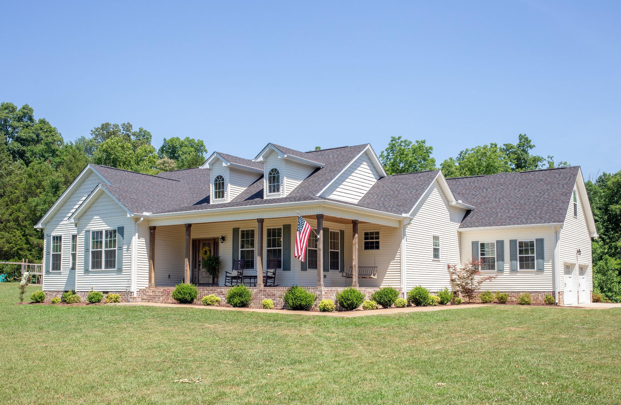 310 Freeland Road Portland, TN 37148 - Photo 2 of 31 front view of a house with a yard