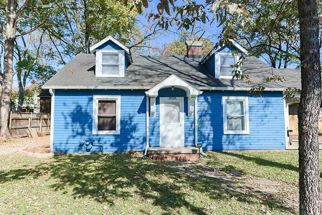 $1,100 | 745 West Vine Street, Murfreesboro, TN 37130