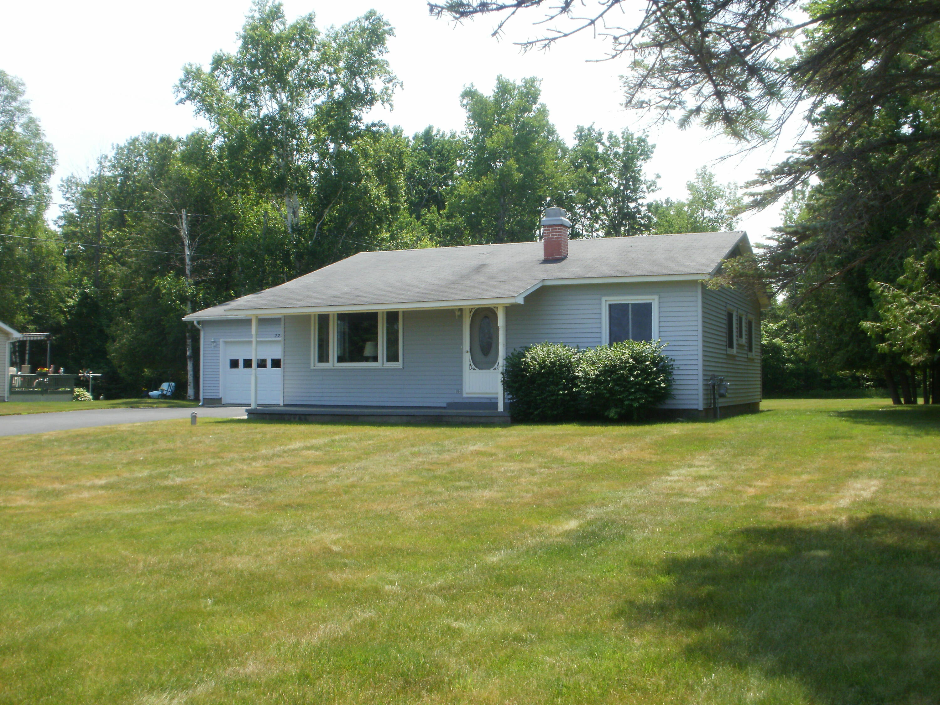 2279 East Levering Road Cheboygan, MI 49721 - Photo 4 of 105 Gallery Image 4