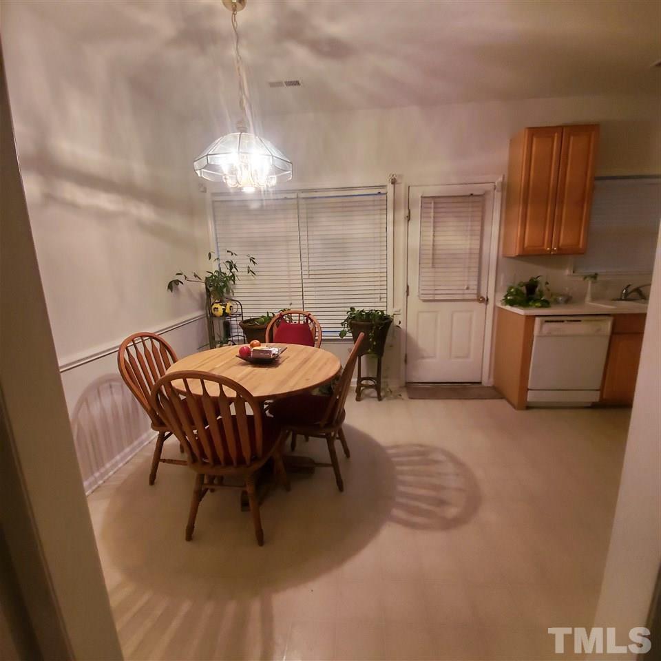253 Dairy Road Clayton, NC 27520 - Photo 5 of 12
