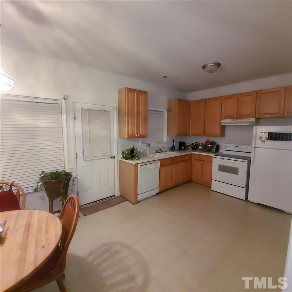 253 Dairy Road Clayton, NC 27520 - Photo 6 of 12