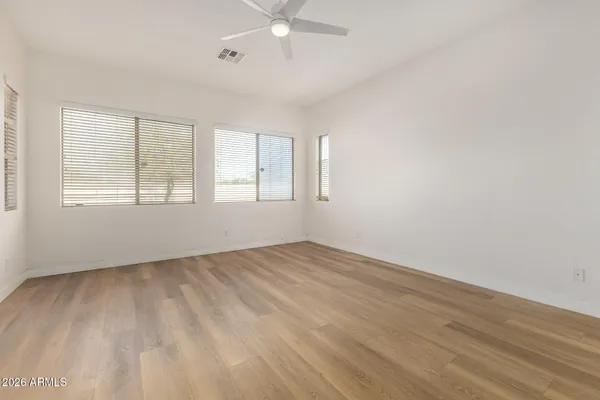 $649,999 | 8690 West Morten Avenue, Glendale, AZ 85305