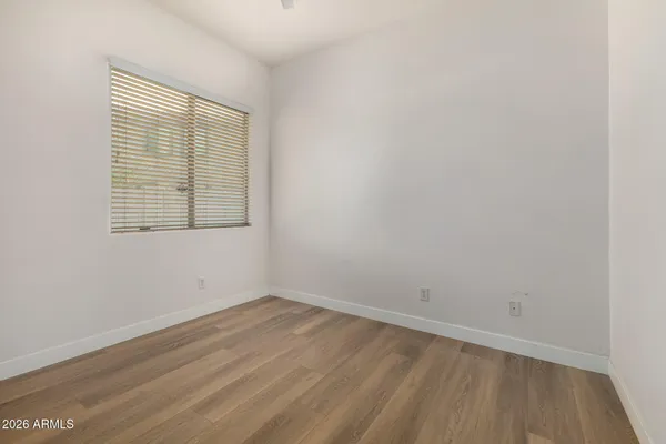 $649,999 | 8690 West Morten Avenue, Glendale, AZ 85305