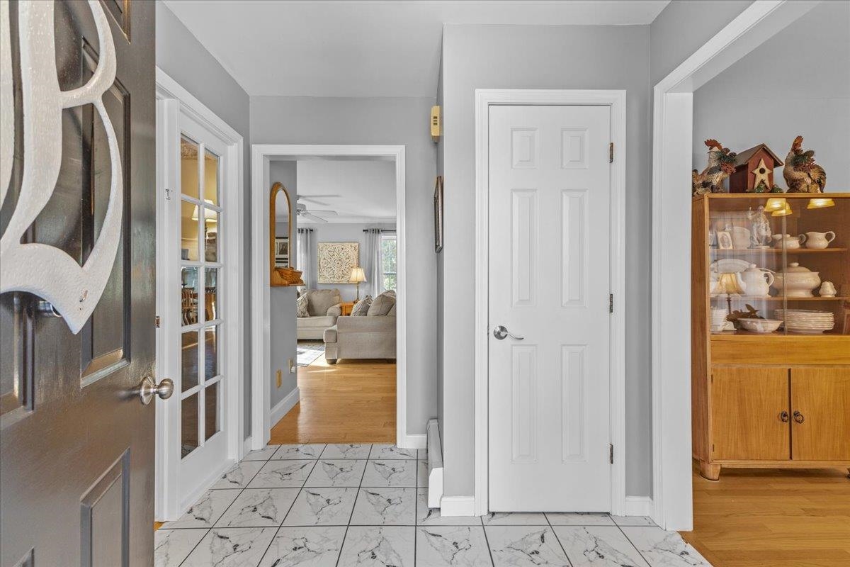 27 Muirfield Road Burlington, VT 05408 - Photo 8 of 54 Gallery Image 8
