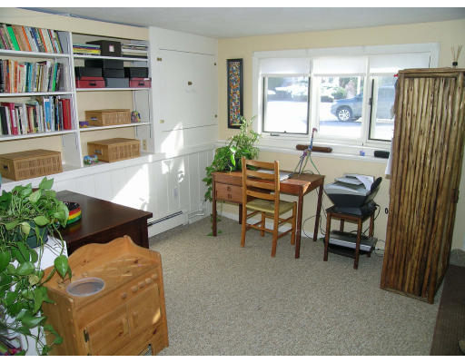 97 Hoitt Road Belmont, MA 02478 - Photo 15 of 17 Gallery Image 15