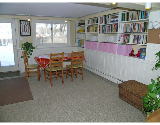 97 Hoitt Road Belmont, MA 02478 - Photo 16 of 17 Gallery Image 16