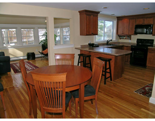 97 Hoitt Road Belmont, MA 02478 - Photo 4 of 17 Gallery Image 4