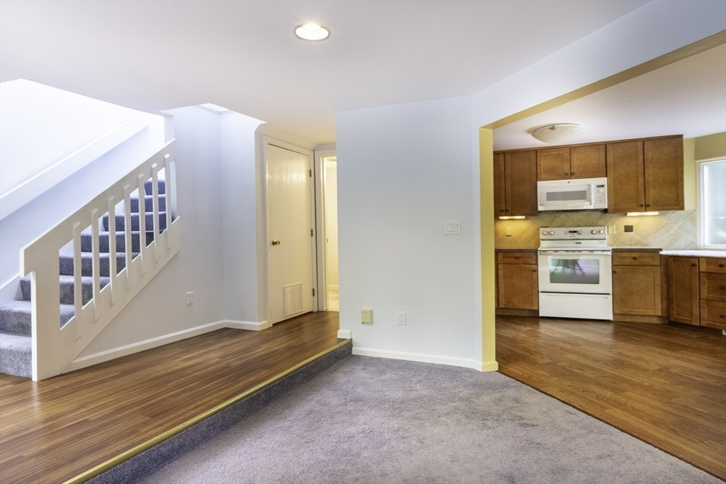73 Mountain Gate Road, Unit 73 Ashland, MA 01721 - Photo 8 of 32 Gallery Image 8