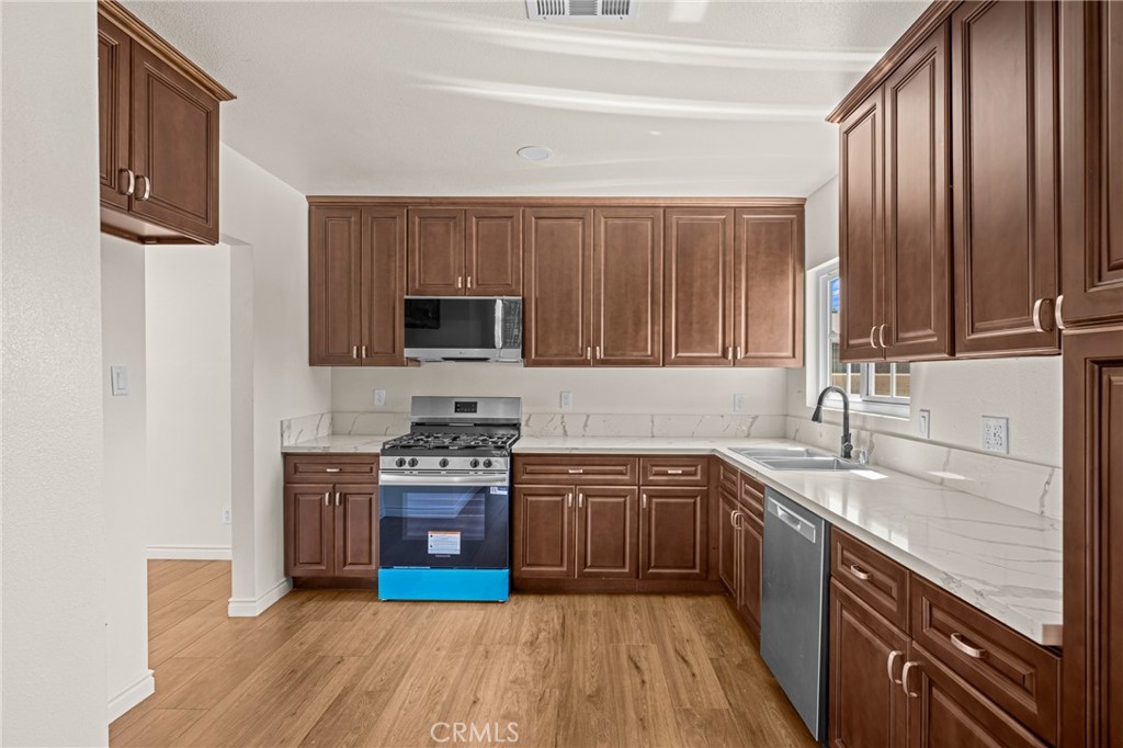 2514 Prospect Avenue Riverside, CA 92507 - Photo 11 of 38
