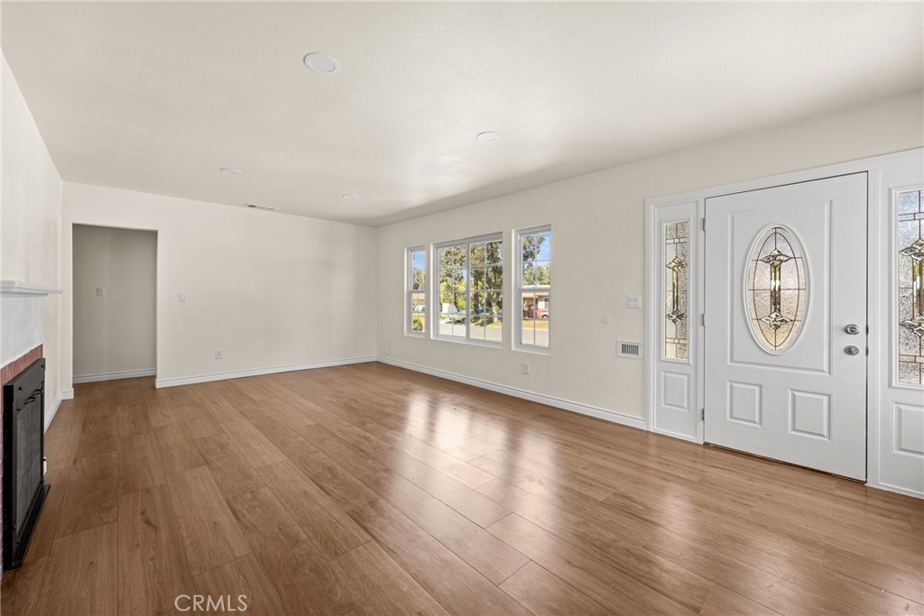 2514 Prospect Avenue Riverside, CA 92507 - Photo 6 of 38