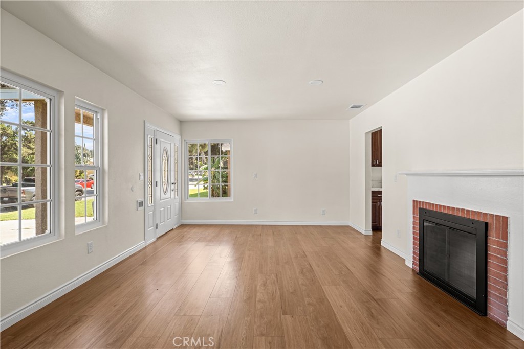 2514 Prospect Avenue Riverside, CA 92507 - Photo 7 of 38