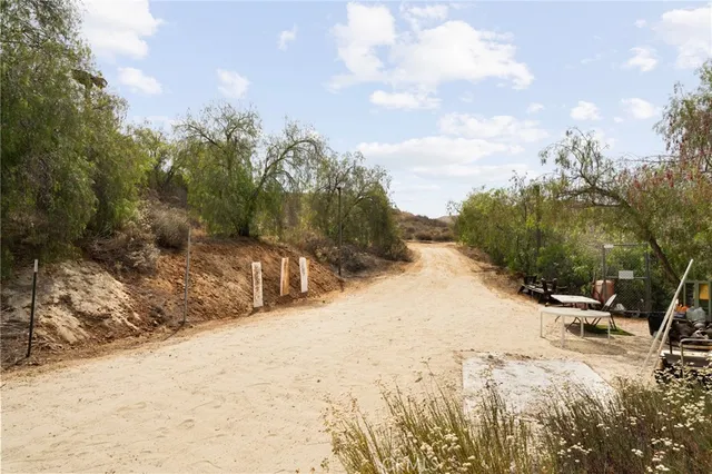 a view of a terrace with sky view