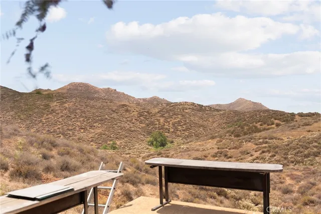 a view of a mountain view