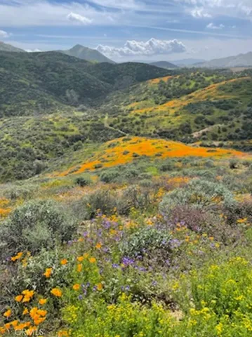 $575,000 | 23900 Fellows Way, Perris, CA 92570