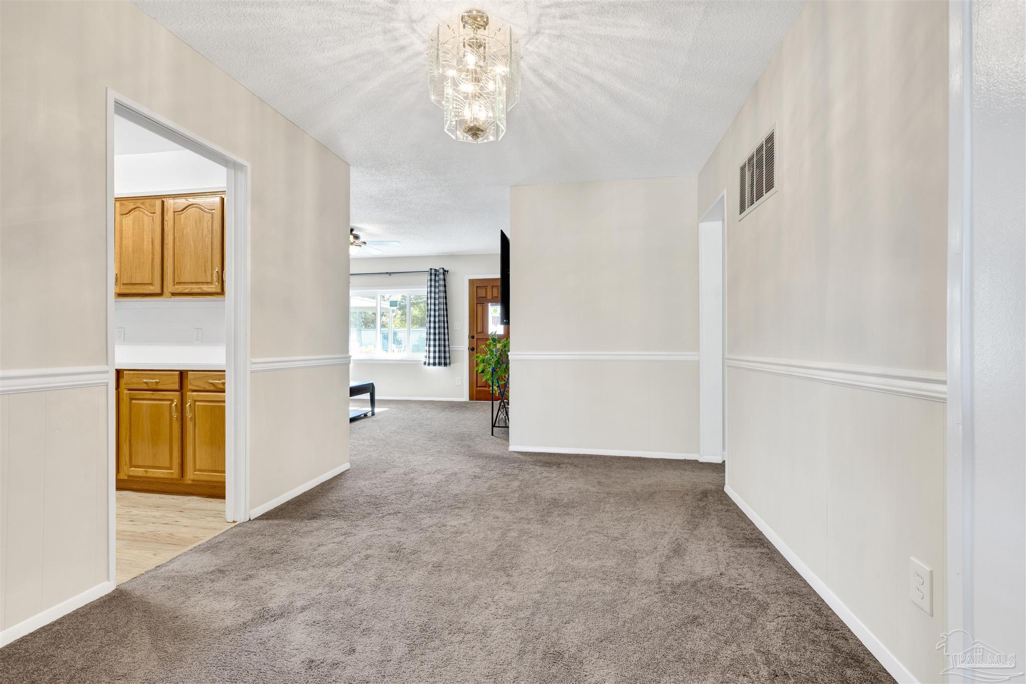 14 Nottingham Way Pensacola, FL 32506 - Photo 16 of 52 Many dining options!