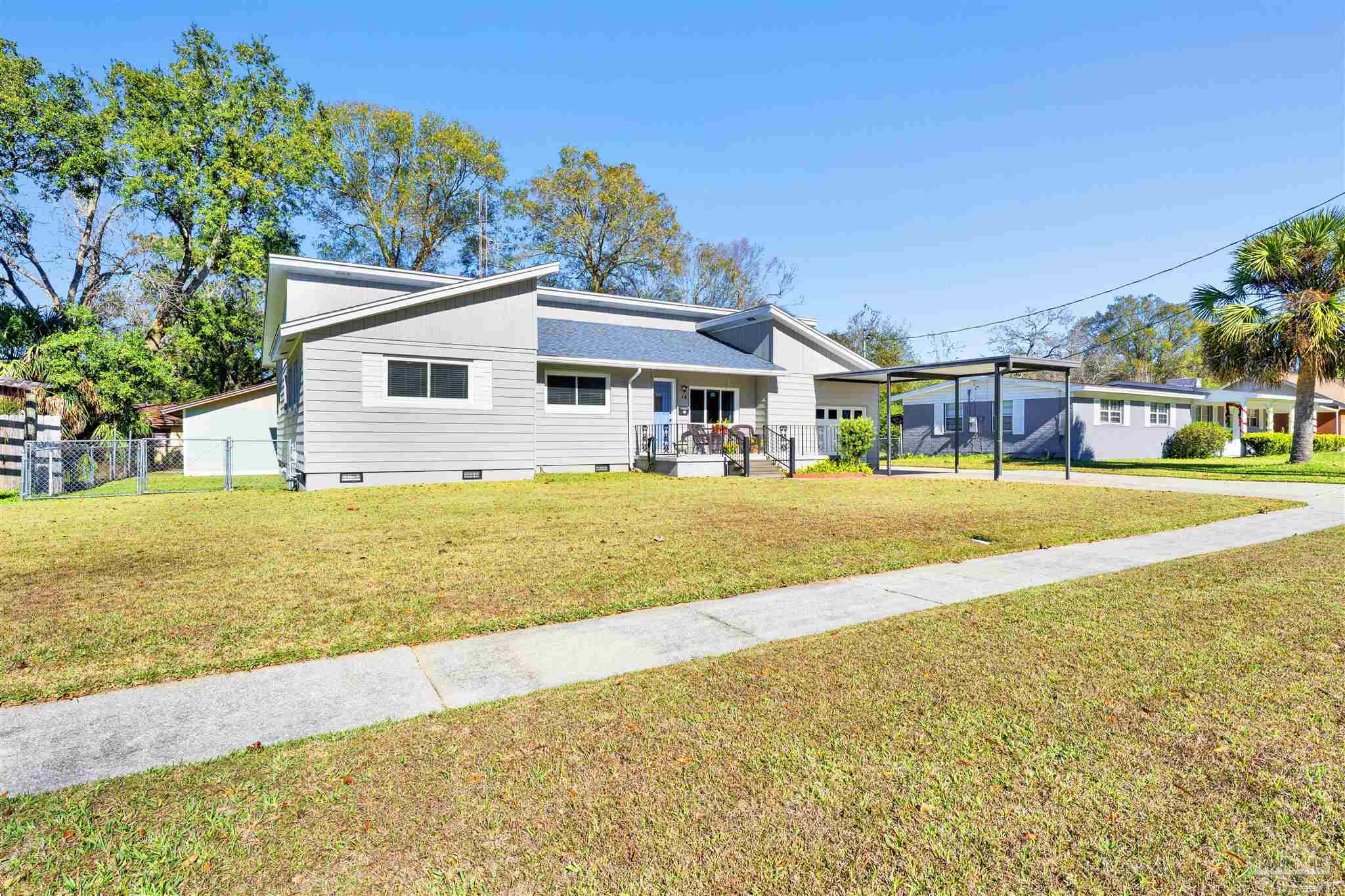 14 Nottingham Way Pensacola, FL 32506 - Photo 36 of 52 Sidewalks!
