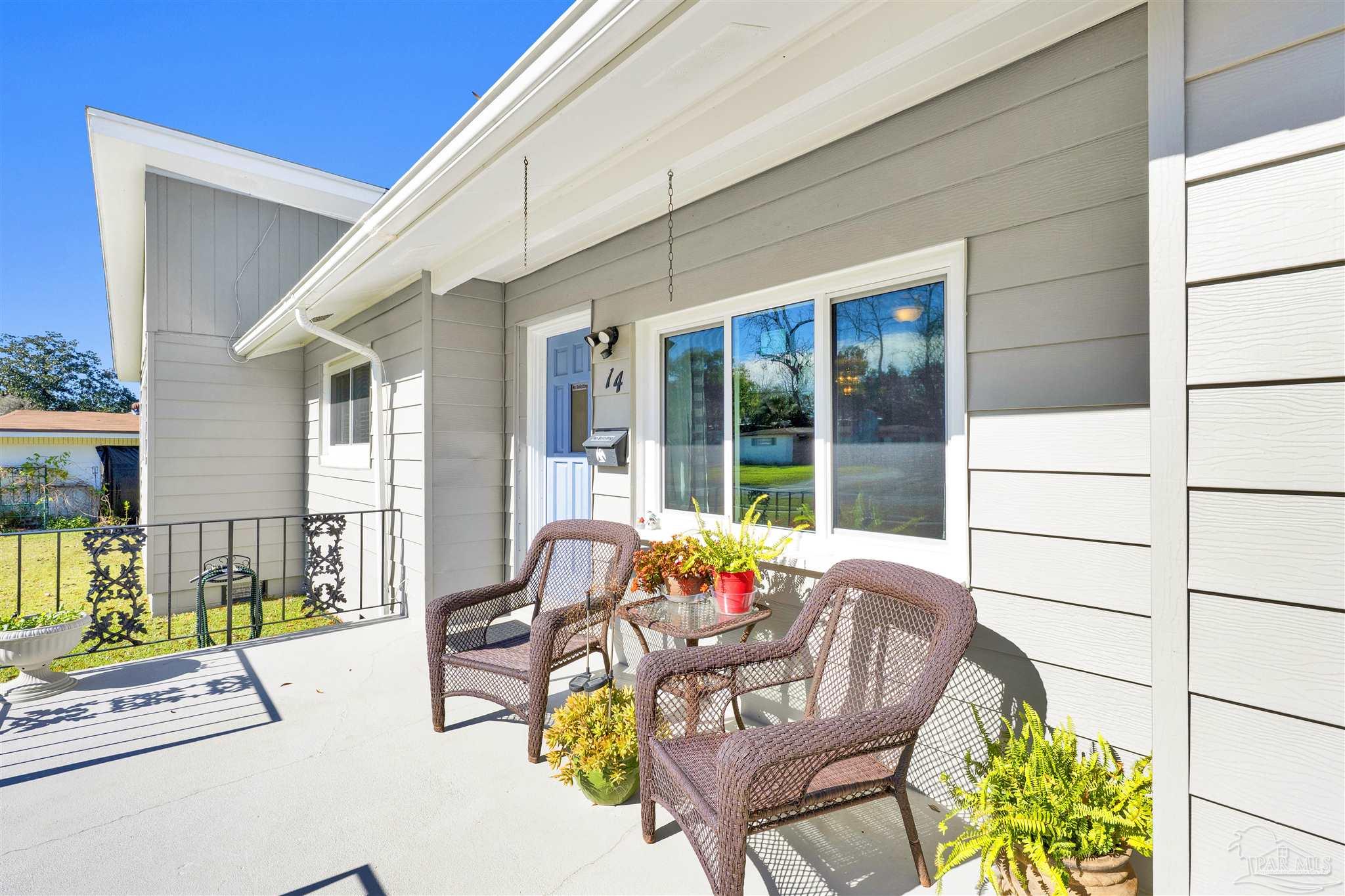 14 Nottingham Way Pensacola, FL 32506 - Photo 40 of 52 Updated windows!