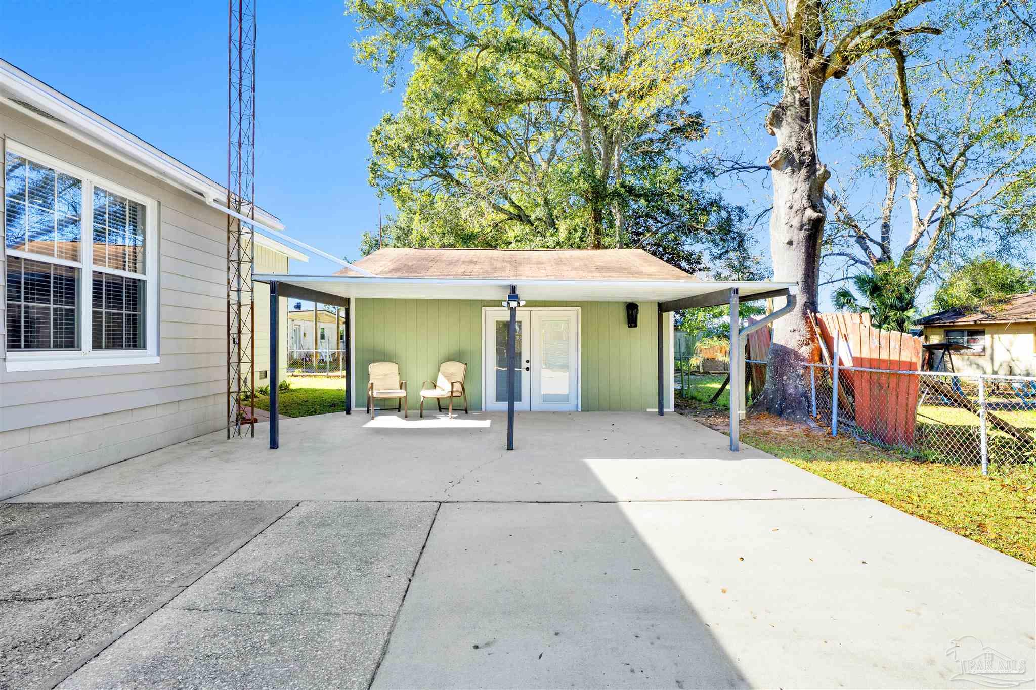 14 Nottingham Way Pensacola, FL 32506 - Photo 42 of 52 20x30 Workshop