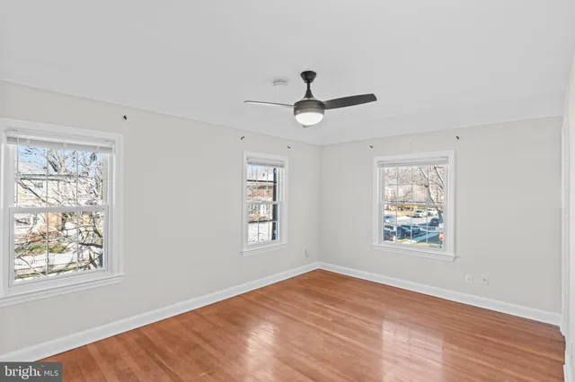 $3,950 | 2100 27th Street South, Arlington, VA 22206