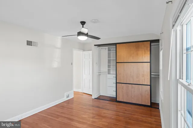 $3,950 | 2100 27th Street South, Arlington, VA 22206