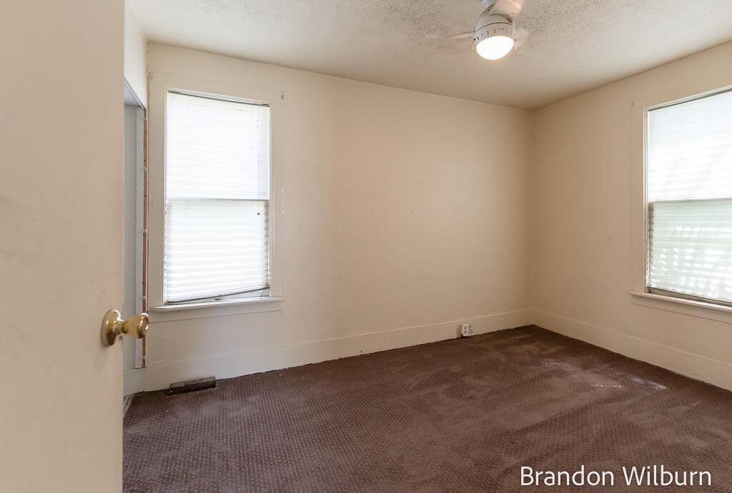 3259 Maple Grove Road Muskegon, MI 49441 - Photo 25 of 36 3529MapleGroveRd-35LoRes