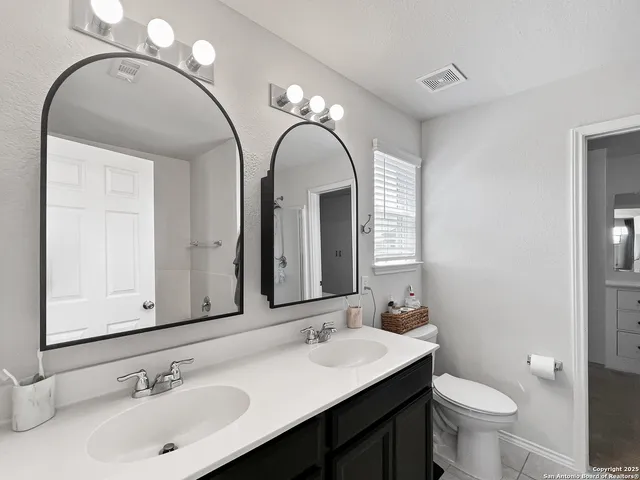 a bathroom with a white bath tub