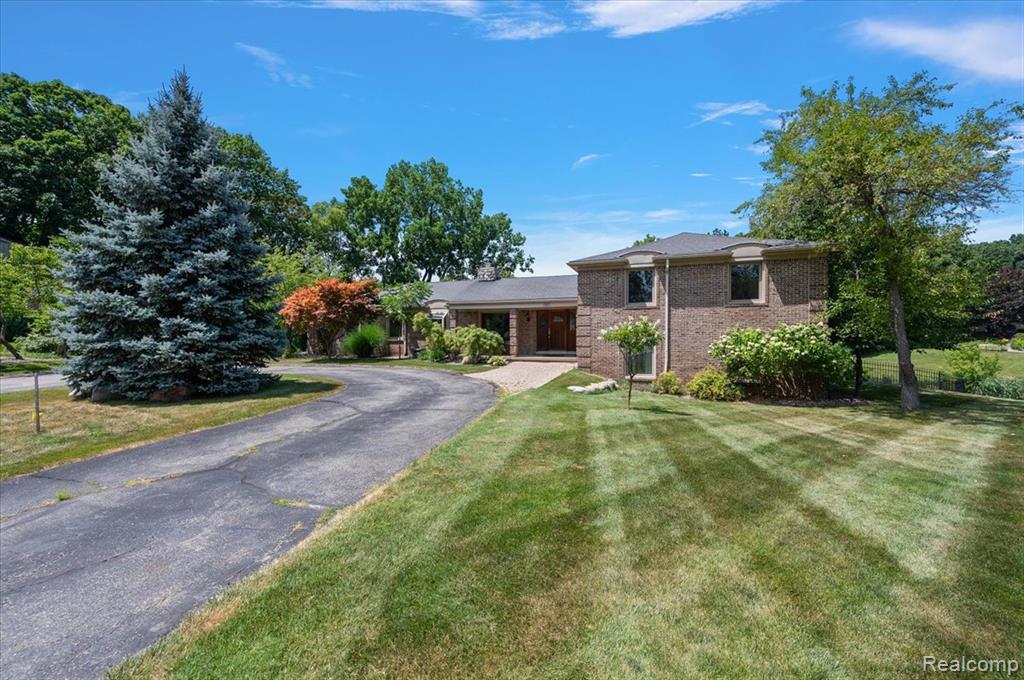 980 Sandhurst Road Bloomfield Hills, MI 48302 - Photo 60 of 76 Gallery Image 60