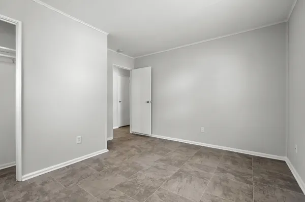 $124,900 | 826 Fulton Street, Kalamazoo, MI 49001