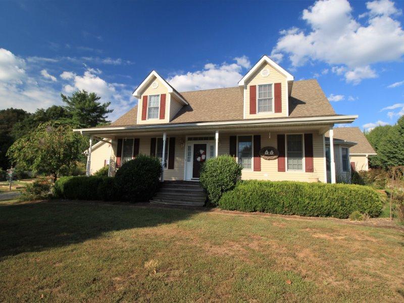 112 McDonald Road Sweetwater, TN 37874 - Photo 2 of 40 IMG_2412