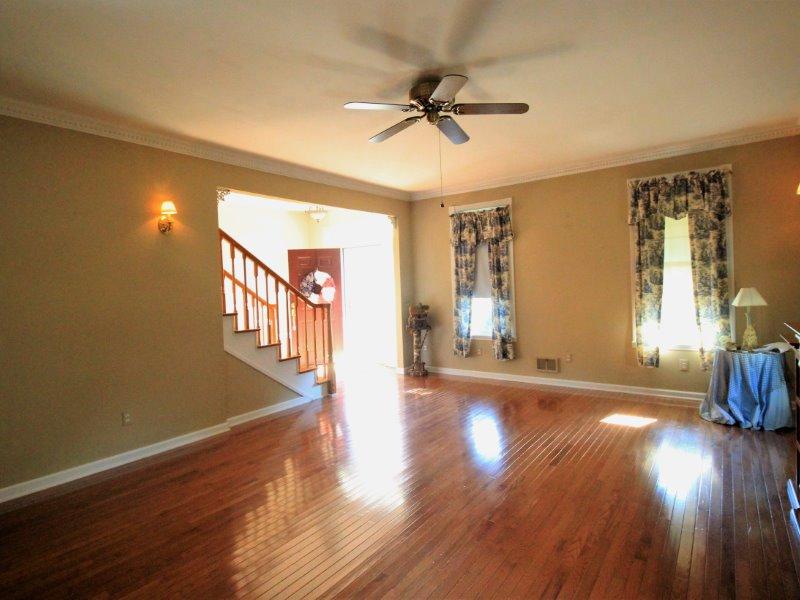 112 McDonald Road Sweetwater, TN 37874 - Photo 14 of 40 IMG_2307
