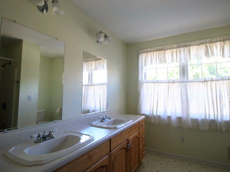 112 McDonald Road Sweetwater, TN 37874 - Photo 30 of 40 IMG_2350