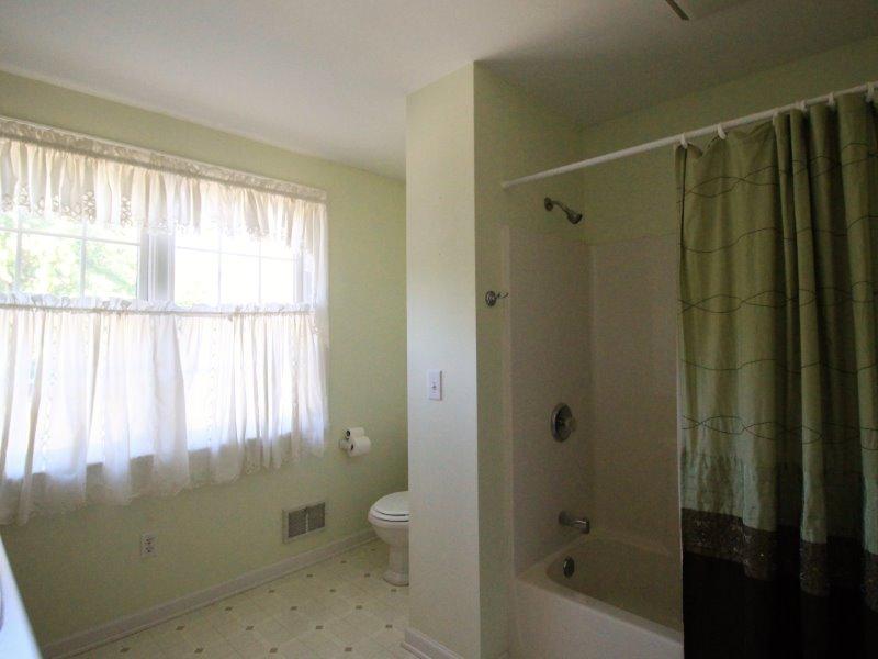 112 McDonald Road Sweetwater, TN 37874 - Photo 31 of 40 IMG_2352