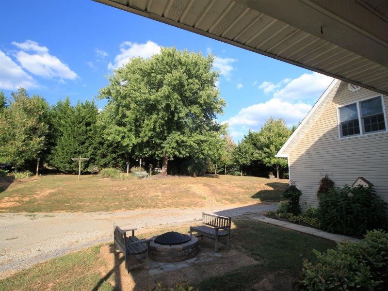 112 McDonald Road Sweetwater, TN 37874 - Photo 5 of 40 IMG_2399