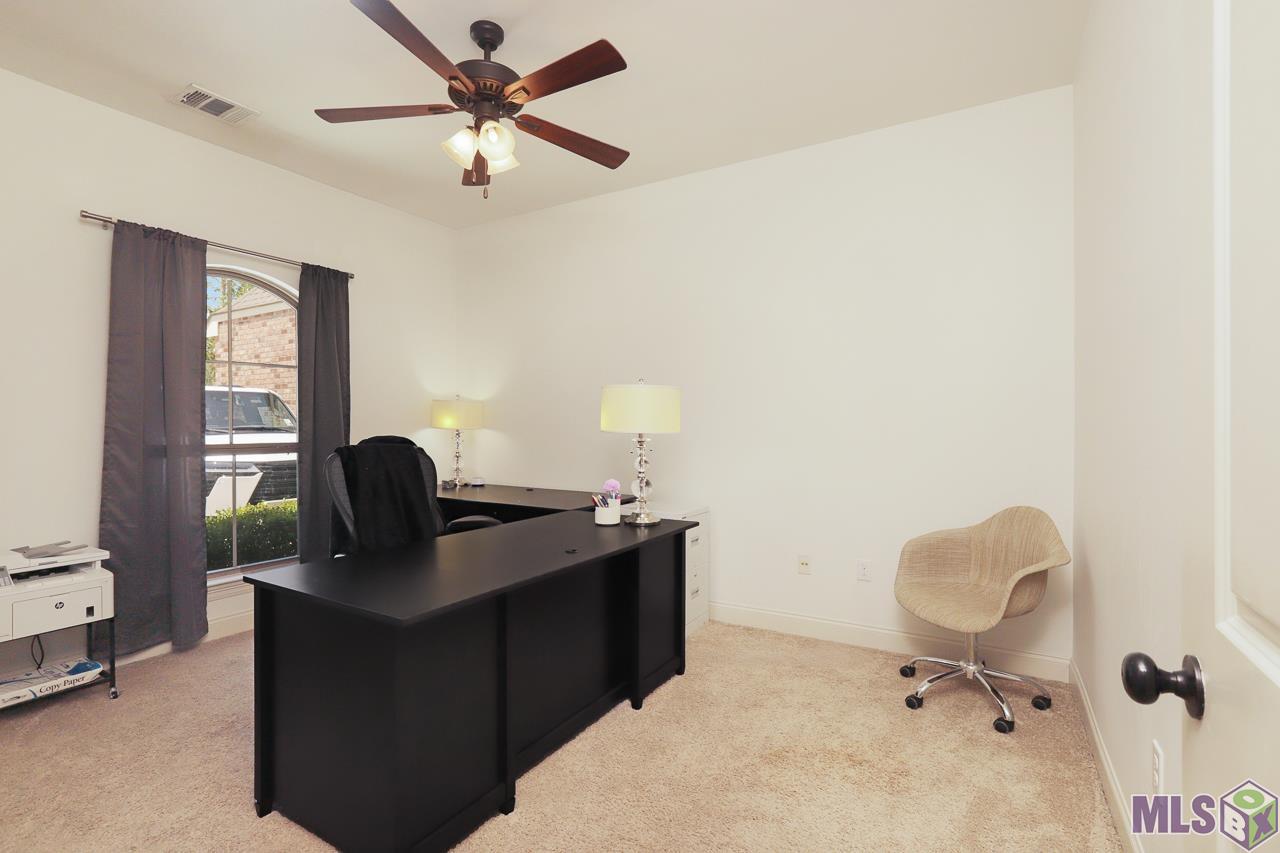 8161 Seville Court Baton Rouge, LA 70820 - Photo 15 of 44