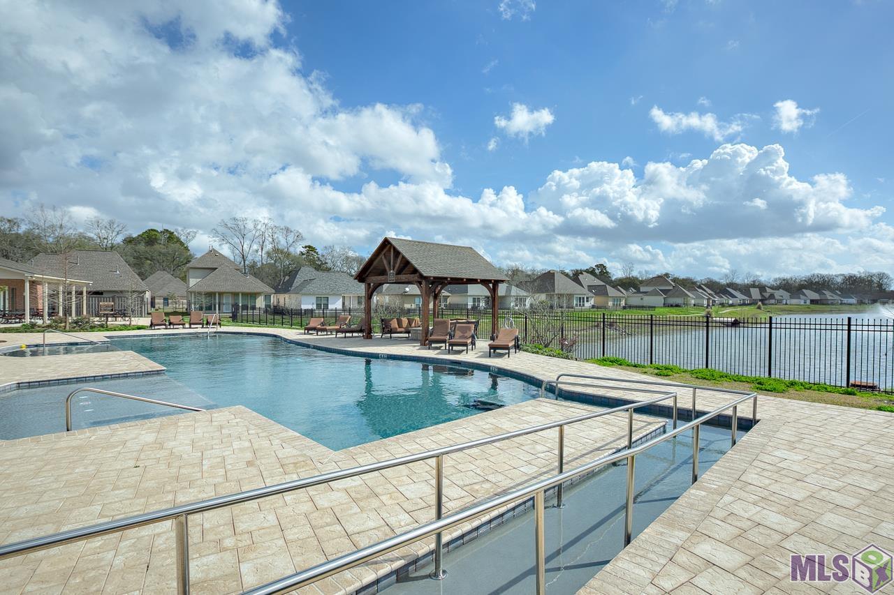 8161 Seville Court Baton Rouge, LA 70820 - Photo 38 of 44