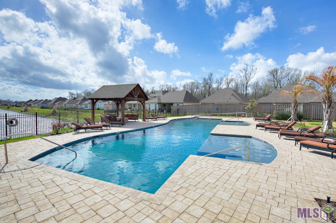 8161 Seville Court Baton Rouge, LA 70820 - Photo 39 of 44