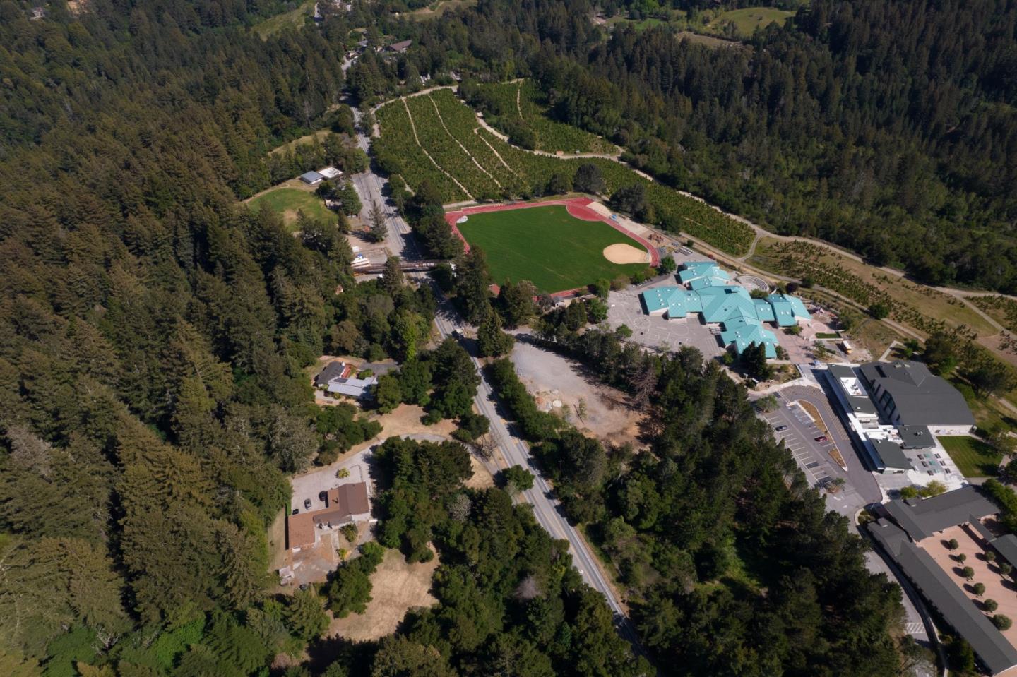 23739 Summit Road Los Gatos, CA 95033 - Photo 29 of 36 Gallery Image 29