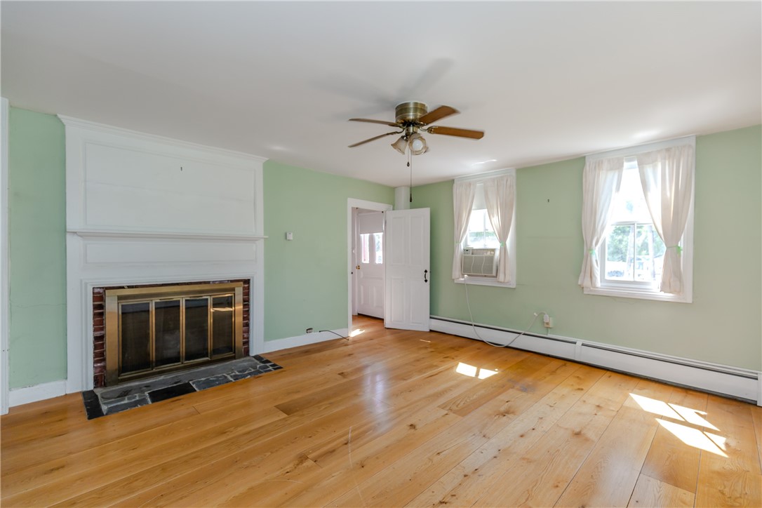 60 Colwell Road Smithfield, RI 02828 - Photo 20 of 40