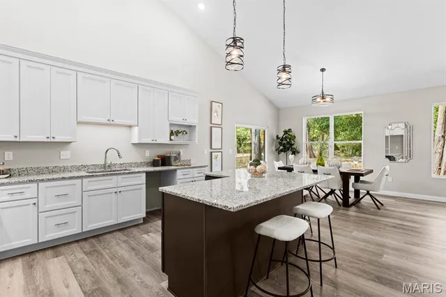 $550,000 | 513 Ingleside Lane, O'Fallon, IL 62269