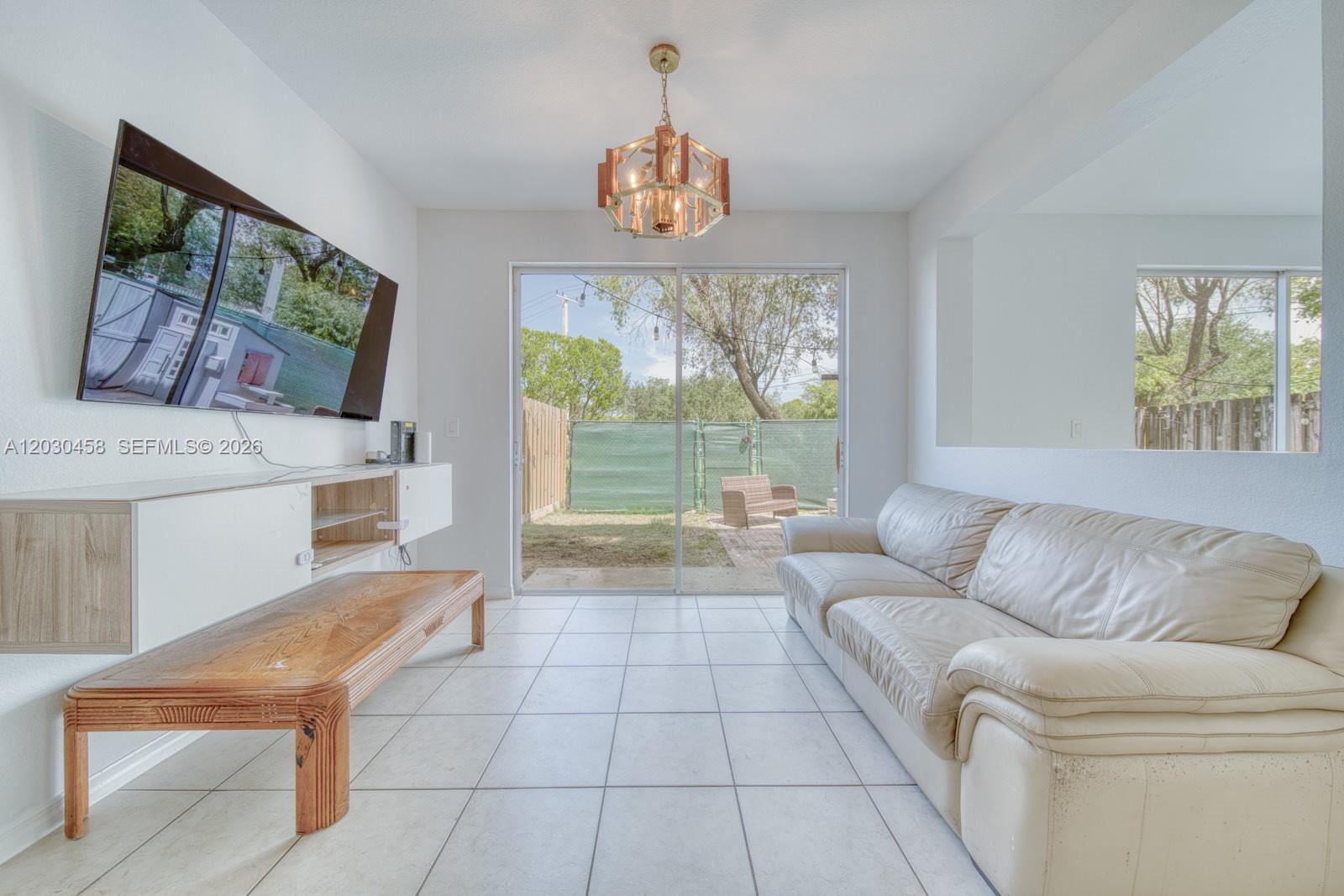 27240 Southwest 138th Path Homestead, FL 33032 - Photo 7 of 44