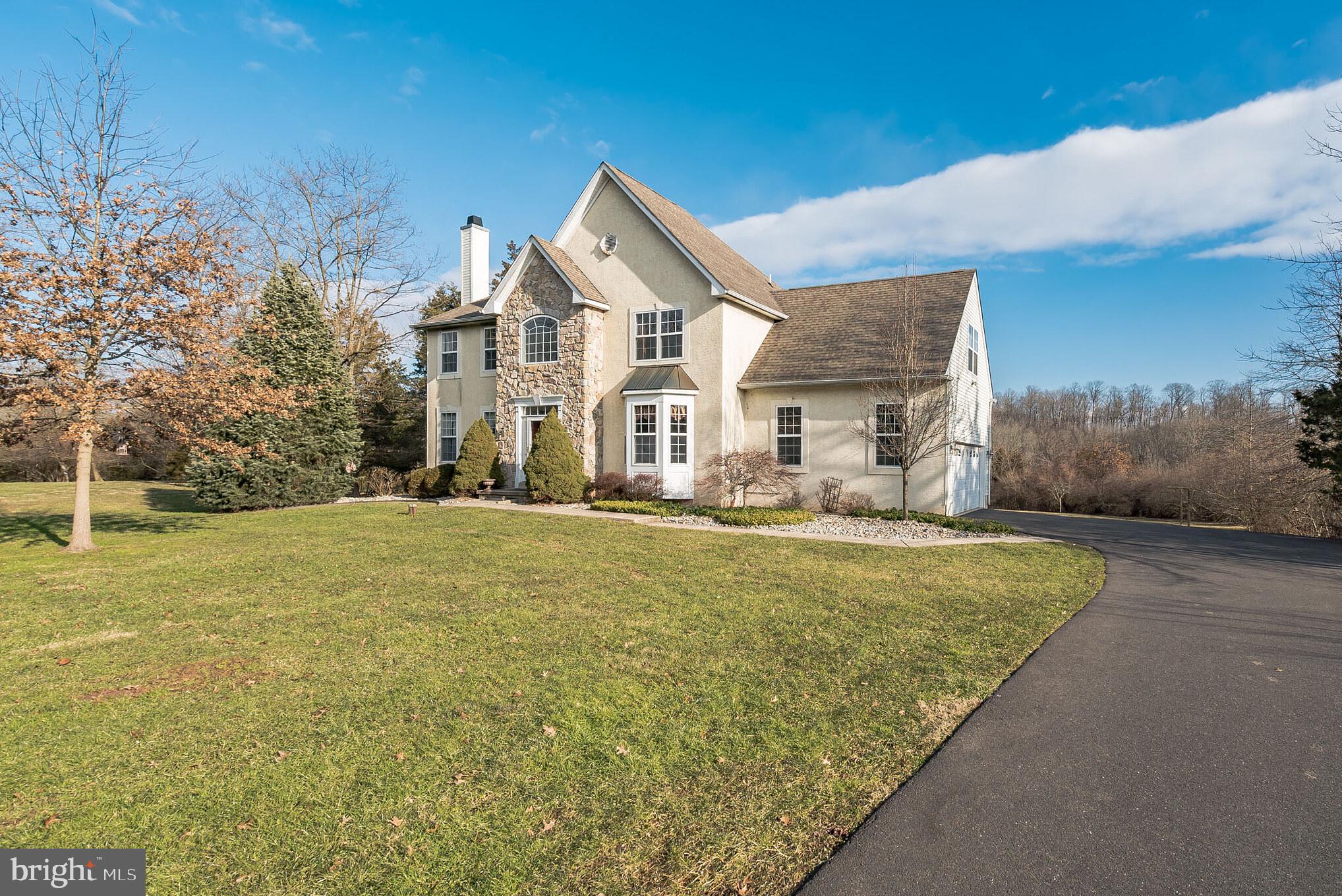7455 Old Easton Road Pipersville, PA 18947 - Photo 2 of 33 Driveway