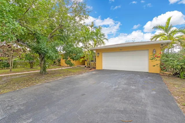 $3,800 | 781 Northwest 66th Avenue, Plantation, FL 33317