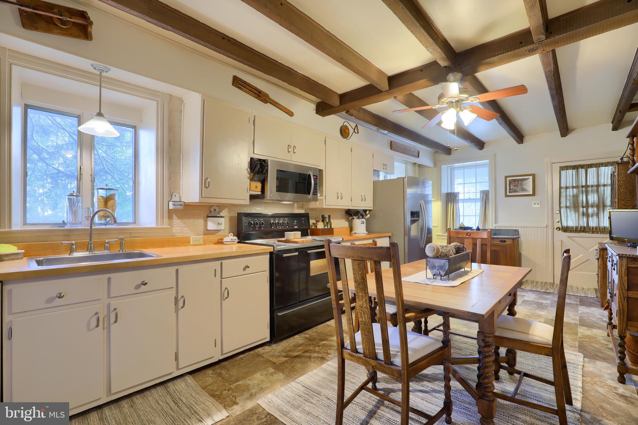2155 Mt Zion Road York, PA 17406 - Photo 11 of 53 Gallery Image 11